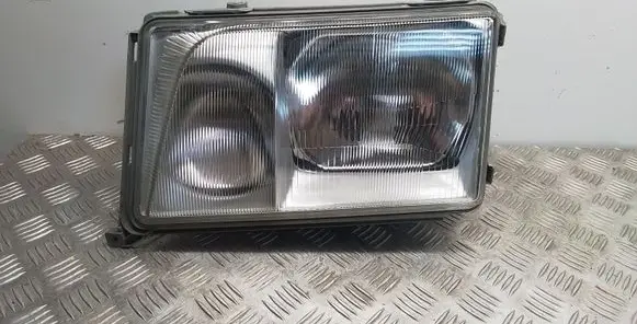 Mercedes-Benz E W124 Headlight/headlamp 4401103B