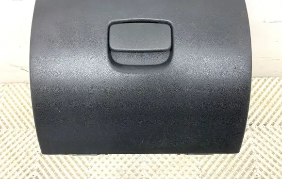Renault Master III Glove box set 685000045R
