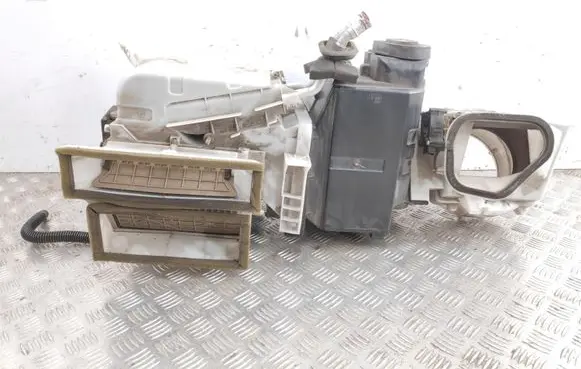 Nissan Pathfinder R50 Interior heater climate box assembly 2G24030940 990610 272702W620