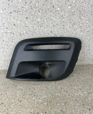 Peugeot Partner Front fog light trim/grill 9810965777 9810965977