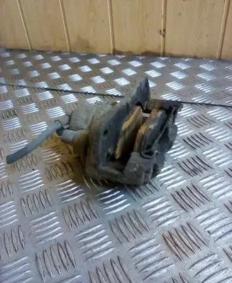 Toyota Yaris Front brake caliper