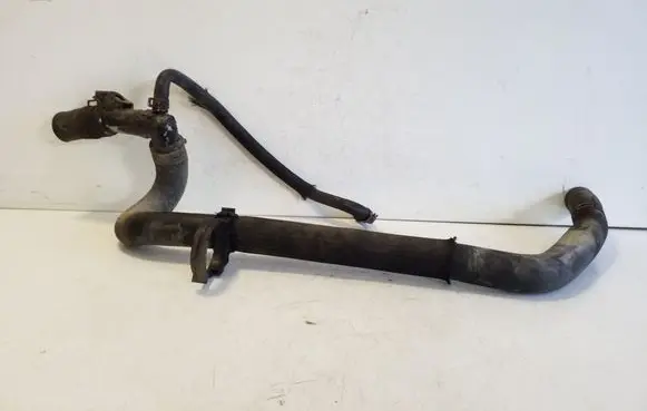 Suzuki Grand Vitara II Engine coolant pipe/hose