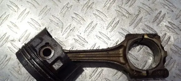 Audi A4 S4 B5 8D Piston with connecting rod 027b