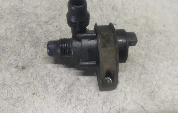 Citroen Berlingo Electric auxiliary coolant/water pump