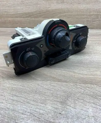 Renault Megane II Climate control unit 69420001 2C9755