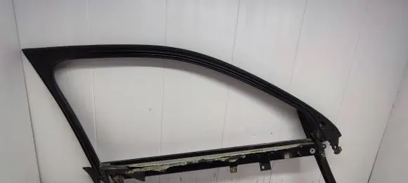 Audi A4 S4 B6 8E 8H Front door window/glass frame 8E0837629