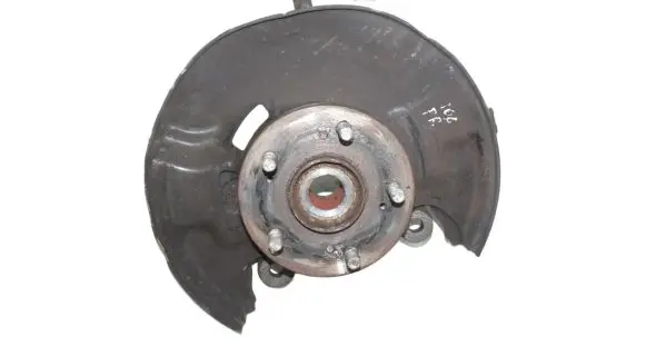 Honda CR-V Front wheel hub