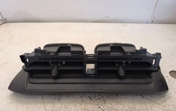 Toyota C-HR II Dash center air vent grill 55670F4080