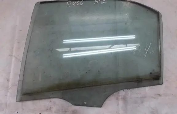 Peugeot 406 Rear door window glass