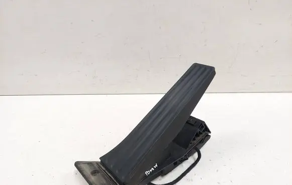BMW X6 E71 Accelerator throttle pedal 6789998 25916010 3542678999802