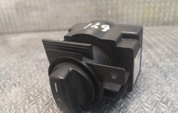 Light switch