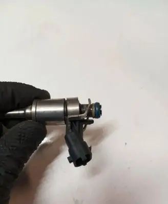 Volvo V50 Fuel injector AG9G9F593BD
