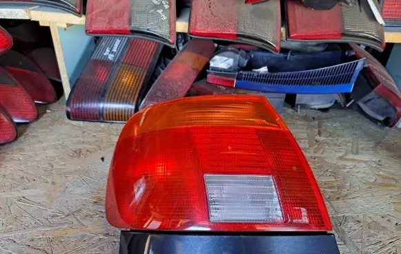 Audi A4 S4 B5 8D Rear/tail lights 8D0945095A 8D0945095