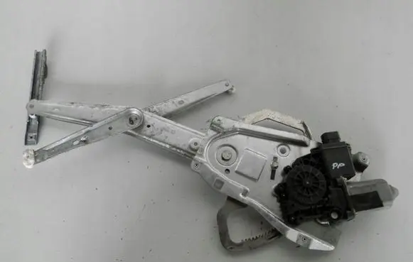 Opel Omega B2 Front door window regulator with motor 90520248