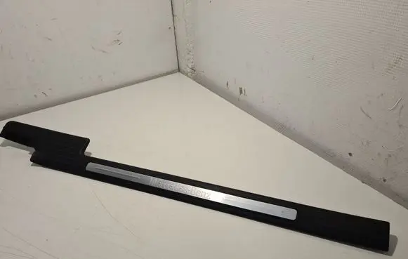 Mercedes-Benz A W169 Front sill trim cover A1696800474