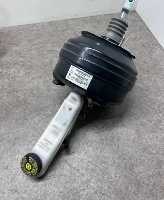 BMW i3 Brake booster 6799927