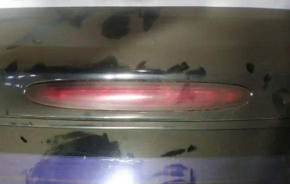 Mazda MPV Third/center stoplight