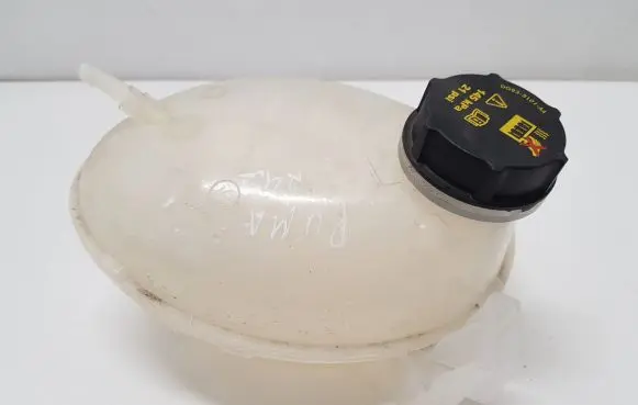 Ford Puma Coolant expansion tank/reservoir GN118A080AA GN118A080A