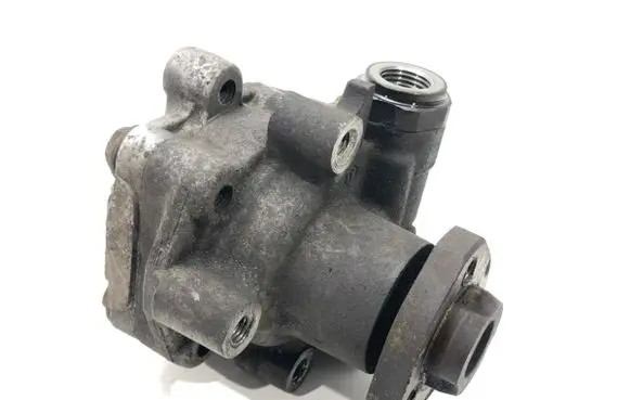 Volkswagen Golf IV Power steering pump