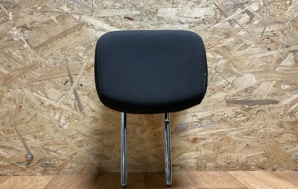 Renault Megane III Rear seat headrest 