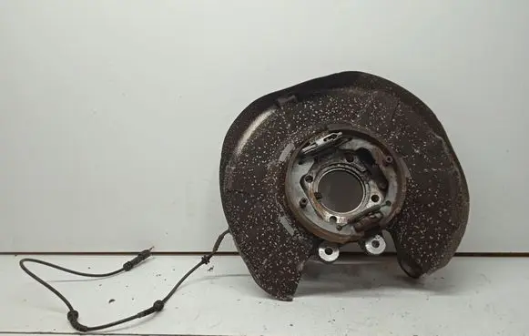 BMW 7 F01 F02 F03 F04 Rear wheel hub spindle/knuckle 6775854