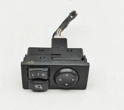 Isuzu D-Max Wing mirror switch 8980580781