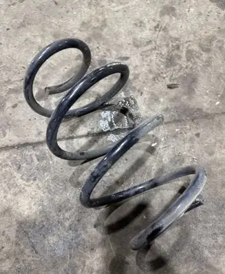 Mitsubishi Outlander Front coil spring 