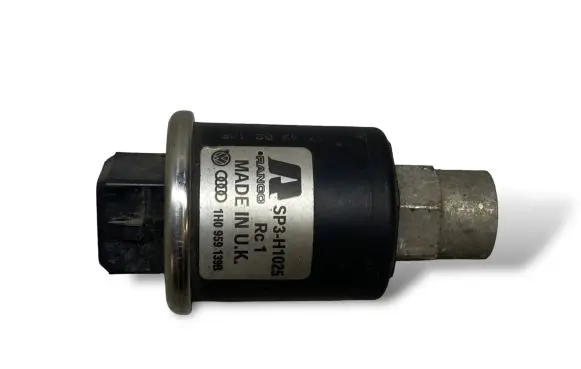 Volkswagen Sharan Air conditioning (A/C) pressure sensor 1H0959139B SP3H1025 0743B216P