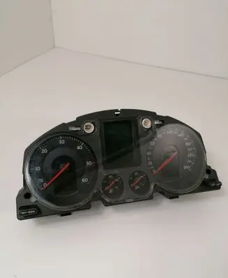 Volkswagen PASSAT B6 Speedometer (instrument cluster) 3C00920871 3C0920