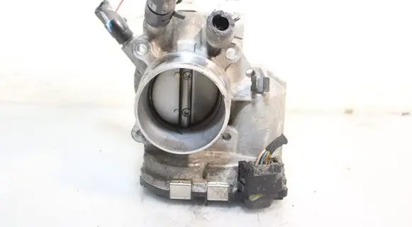 Hyundai i30 Throttle body valve 