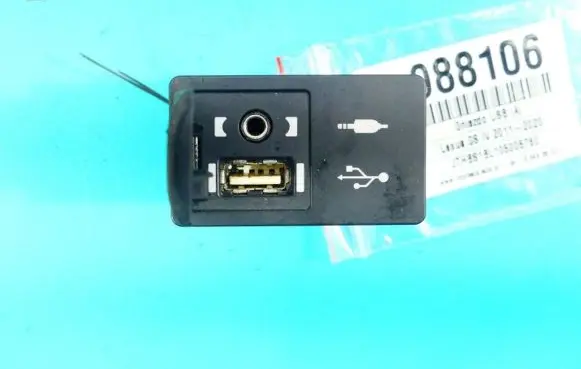USB socket connector