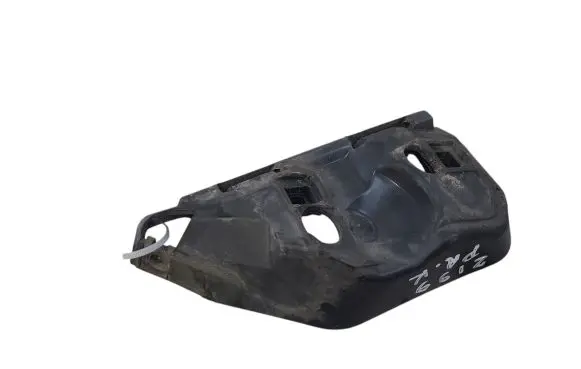 Volvo V50 Front bumper mounting bracket 31265396