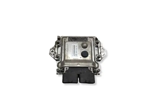 Suzuki SX4 Engine control unit/module GB3392055L80 1039S69993 0261S08748