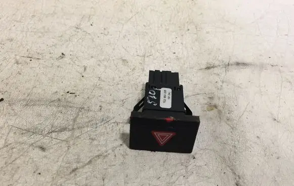 Volkswagen Touareg I Hazard light switch 7L6953235