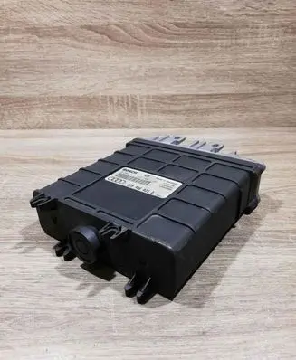 Volkswagen PASSAT B5 Engine control unit/module ECU 028906021DT 0281001197 0281001198