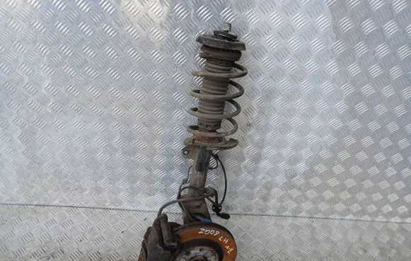 Peugeot 2008 I Front wheel hub spindle knuckle