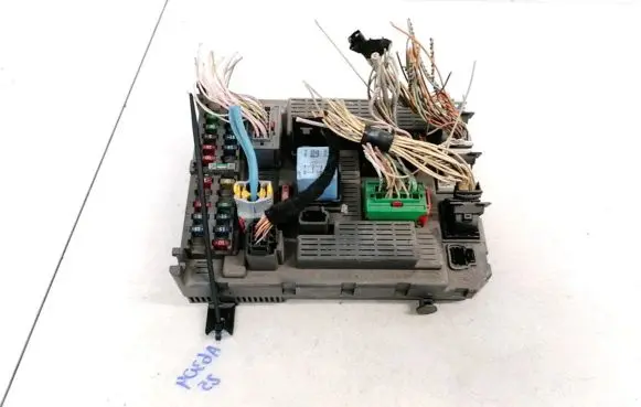 Citroen C5 Fuse box set 9649301680