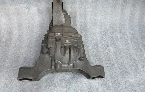 Volkswagen Touareg II Rear axle beam 0BP525015H
