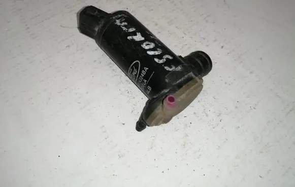 Ford Focus Windscreen/windshield washer pump 93BB17K624BA