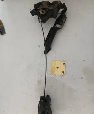 Ford Focus Front door lock
