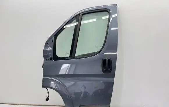Peugeot Boxer Front door 