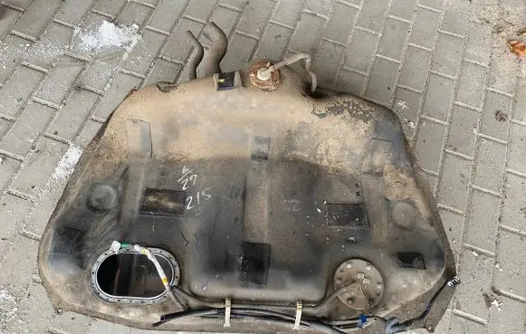 Subaru Outback Fuel tank 
