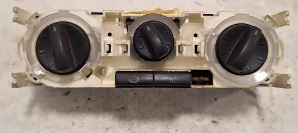 Skoda Fabia Mk1 (6Y) Climate control unit 6Y0820045B 901511760008 A8649