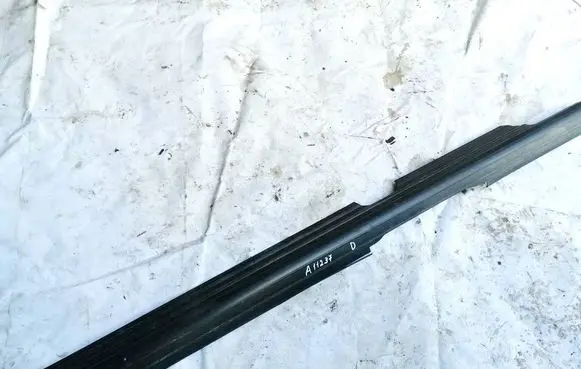 Volkswagen PASSAT B4 Front sill trim cover 3A0853369