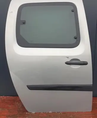 Renault Kangoo II Front door