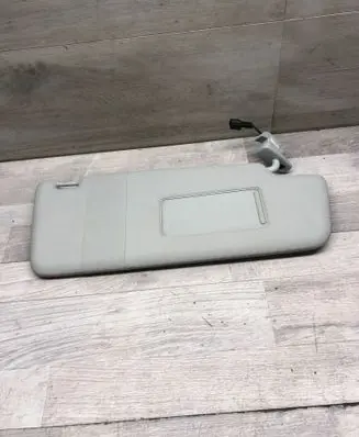 Volkswagen Touran I Sun visor 1T0857552F