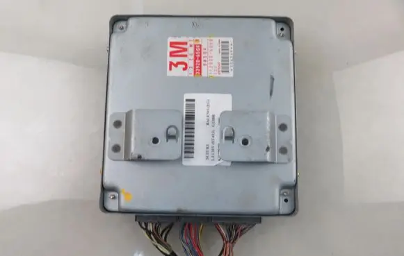 Suzuki Baleno EG Engine control unit/module 1120006360 3392065G4