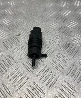 BMW Z4 E89 Windscreen/windshield washer pump 6934160