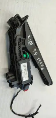 Volkswagen PASSAT B6 Accelerator throttle pedal 1K1723503L 6PV00860001 1071608
