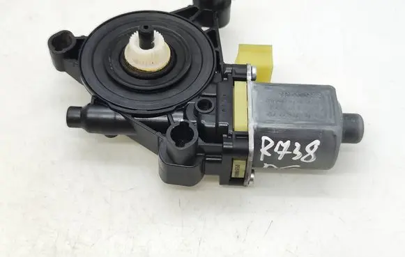 Audi A3 S3 8V Rear door window regulator motor 5Q0959802 0130822712 S850202086